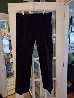 Dickies Women's Black Pants - Straight Fit - Size 16/33 Regular